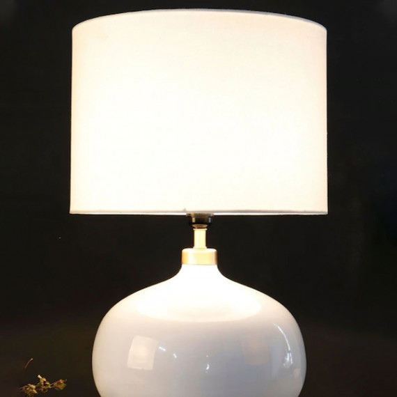 https://fazhionshore.com/products/white-solid-handcrafted-bedside-standard-lamp