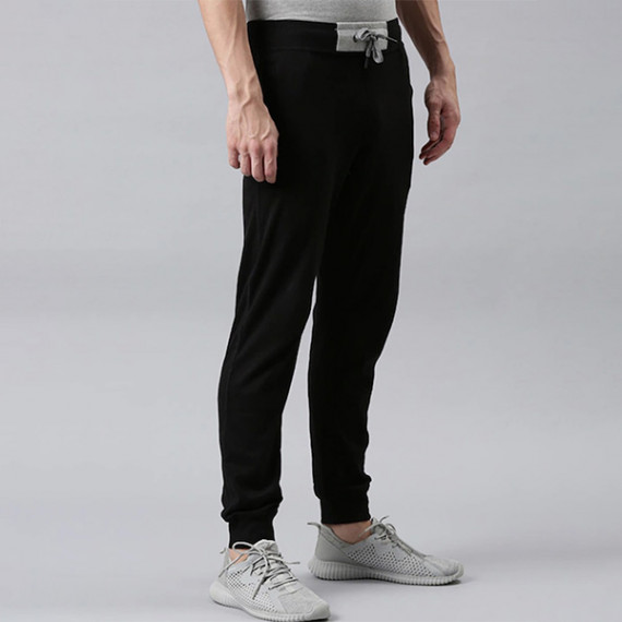 https://fazhionshore.com/products/men-black-solid-organic-cotton-track-pants