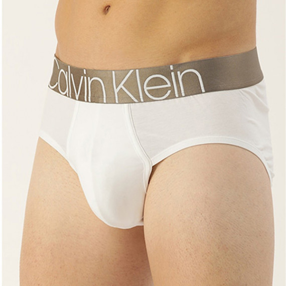 https://fazhionshore.com/products/men-white-solid-briefs-nb2536100