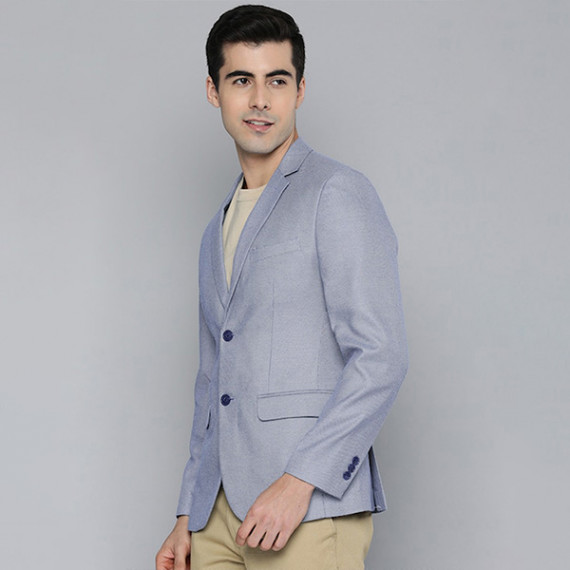 https://fazhionshore.com/products/men-blue-self-design-textured-regular-fit-smart-casual-blazer