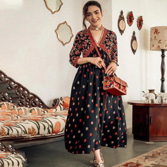 https://fazhionshore.com/products/black-orange-ethnic-motifs-printed-maxi-dress